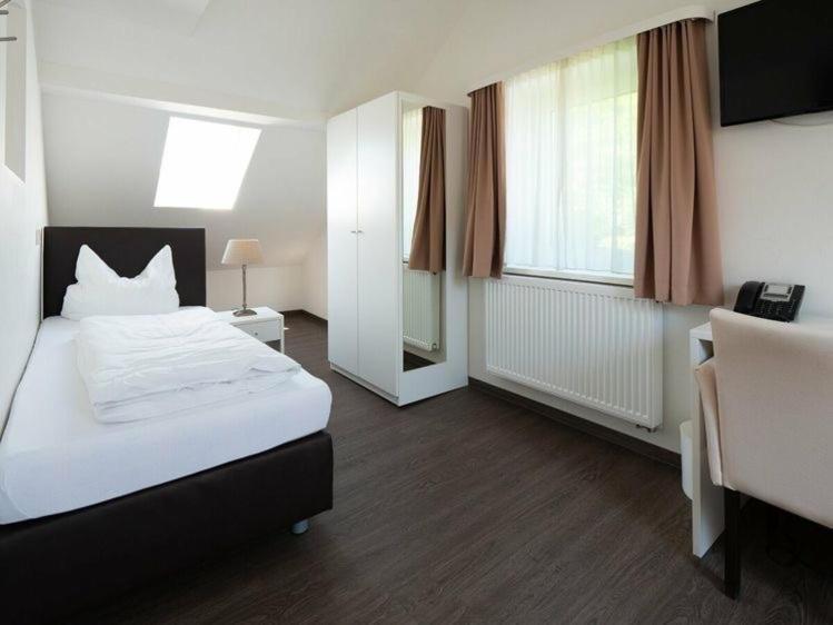 Gasthaus Poelt Feldafing Bagian luar foto