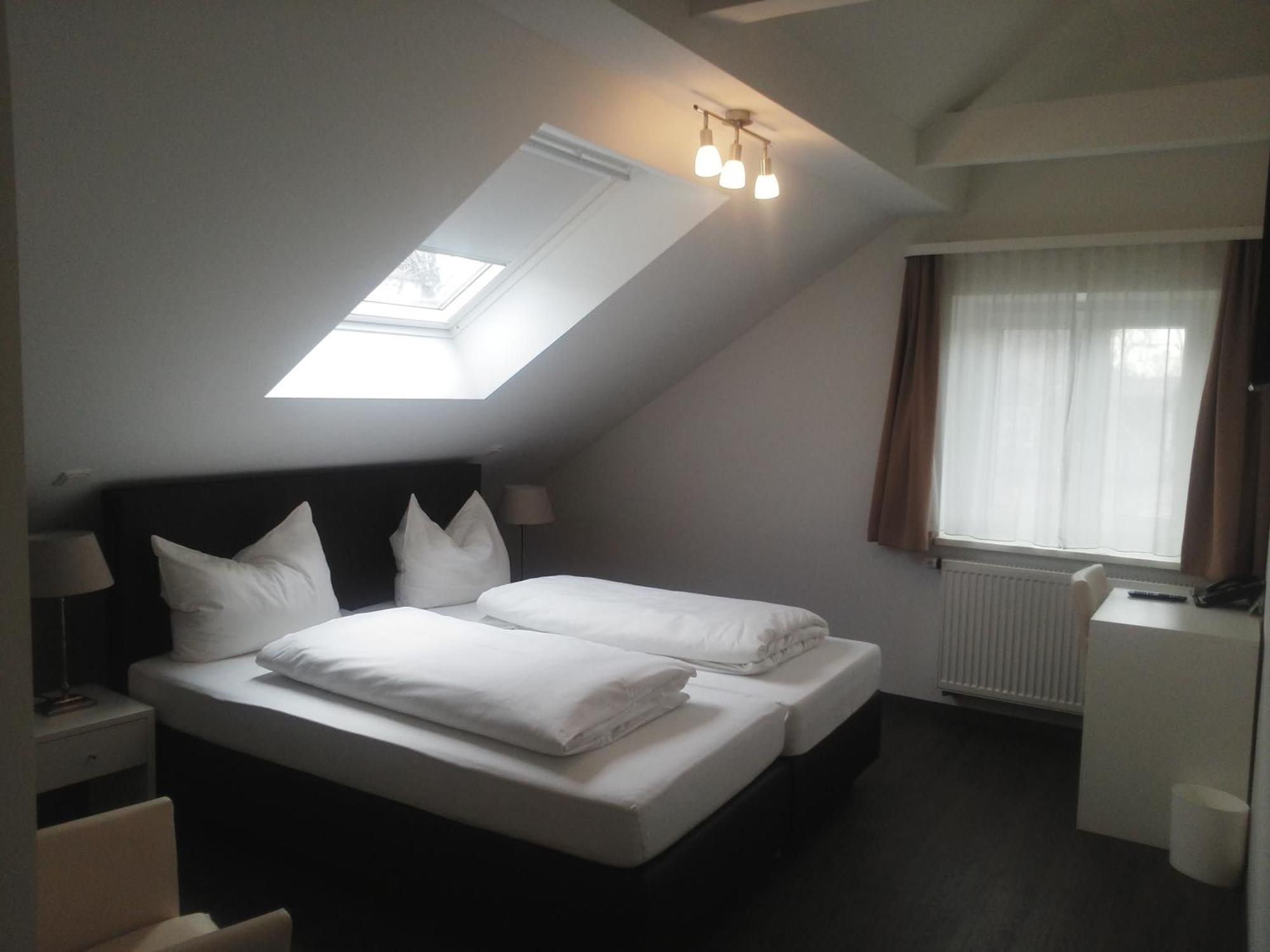 Gasthaus Poelt Feldafing Bagian luar foto